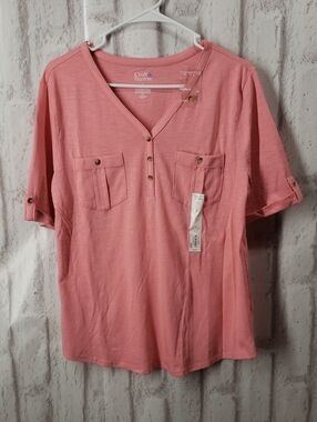 Croft & Barrow Rose Pink V-Neck Short Sleeve Pocket Tee. Large